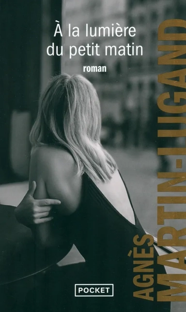 A la lumiere du petit matin: купить с доставкой по Кипру или в книжных магазинах Букберри в Лимасоле, Ларнаке и Пафосе